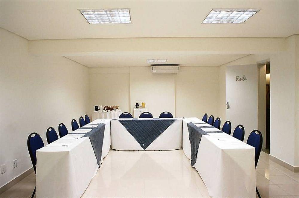 Max Savassi Apart Service 벨루오리존치 외부 사진